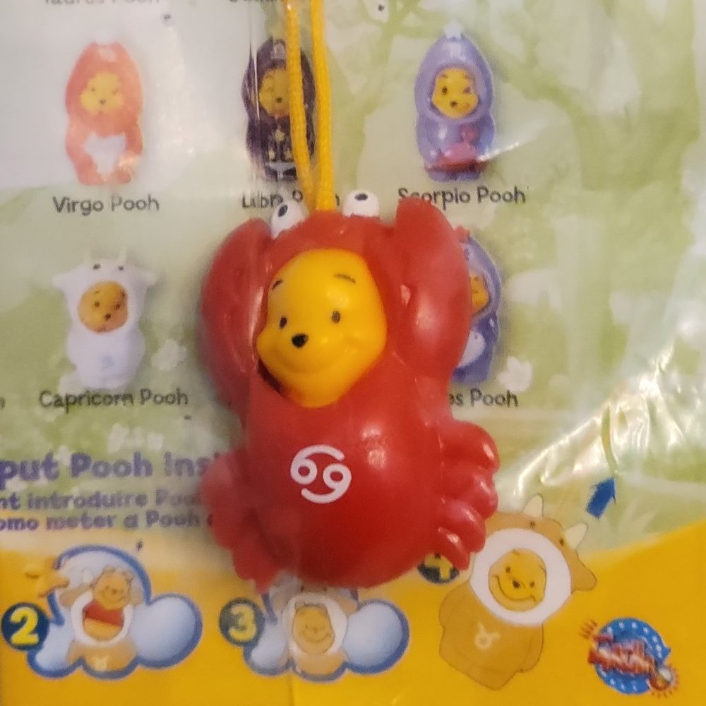 Winnie The Pooh Peek-A-Pooh zodiac Astrology Cancer Tomy Yujin
